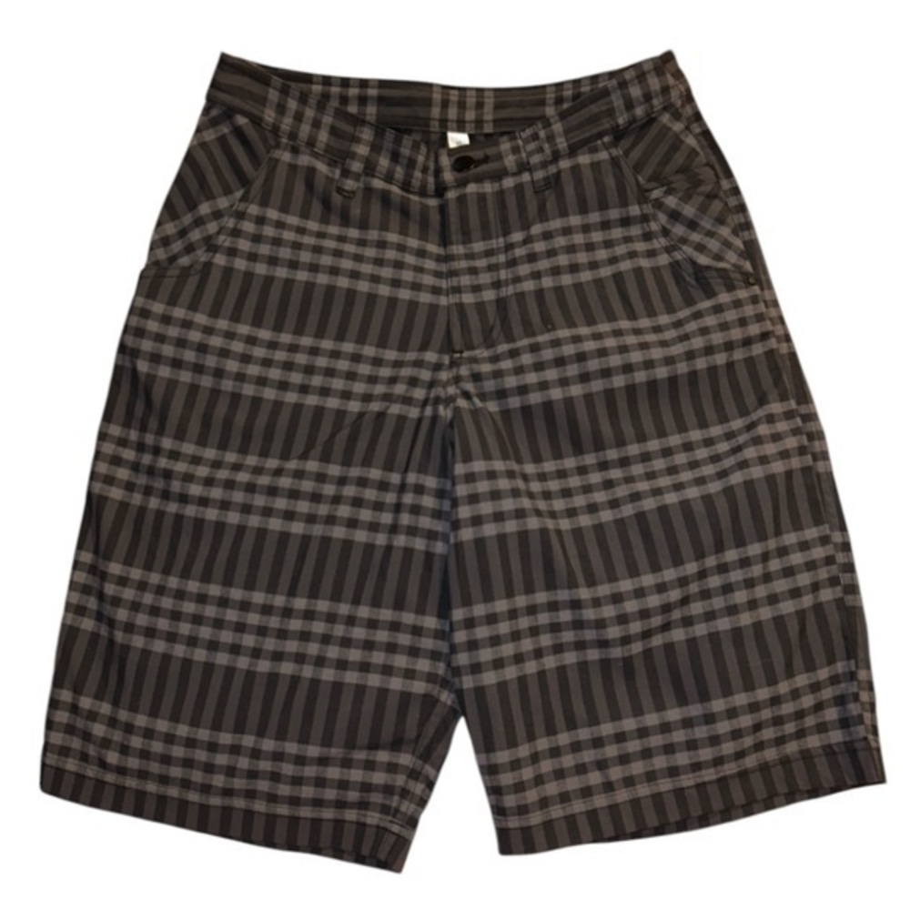 NWOT Lululemon Kahuna Short in Black Charcoal Plaid size 30
